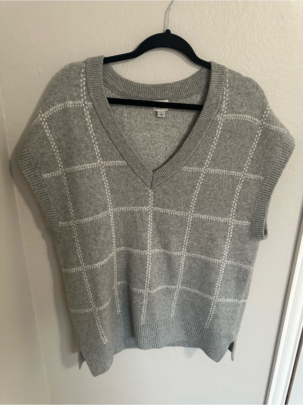 A New Day Gray V-Neck Sweater Vest